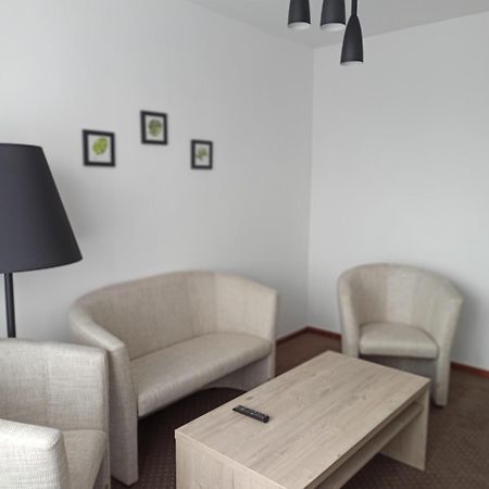 Hotel Odr Sulechów Exteriör bild